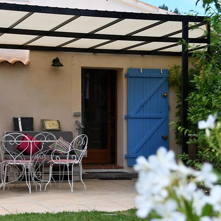 L'Ocabee Villa La Tour-dʼAigues Eksteriør billede