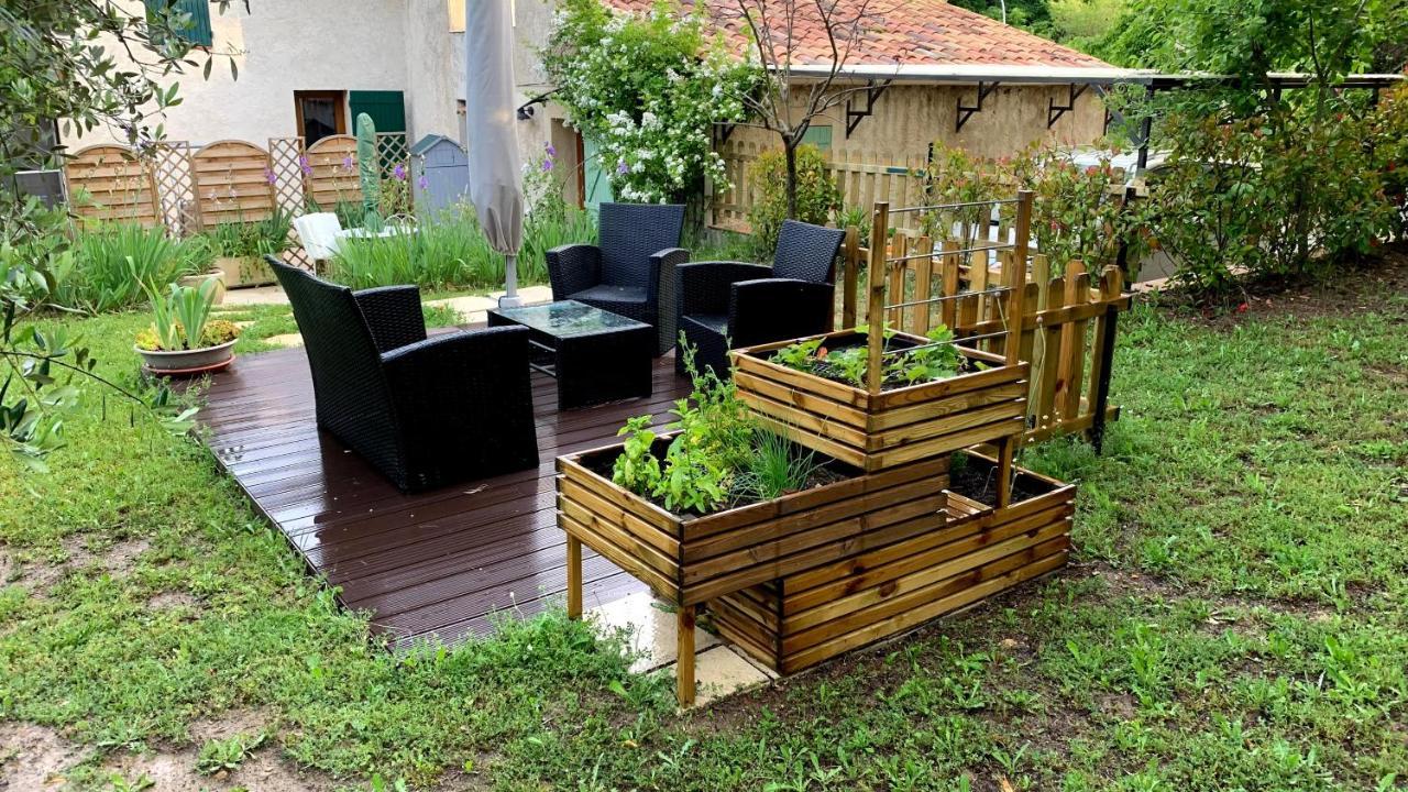 L'Ocabee Villa La Tour-dʼAigues Eksteriør billede